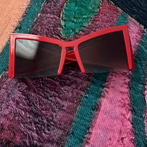 Red Large Sunglasses - Picture 2 of 3